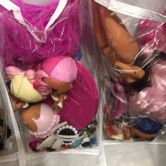 HUGE LOL OMG BUNDLE - Picture 4 of 12